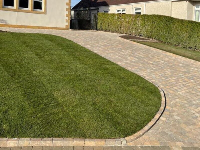 Planning a Driveway on a Slope: Drainage, Grip and Safe Access
